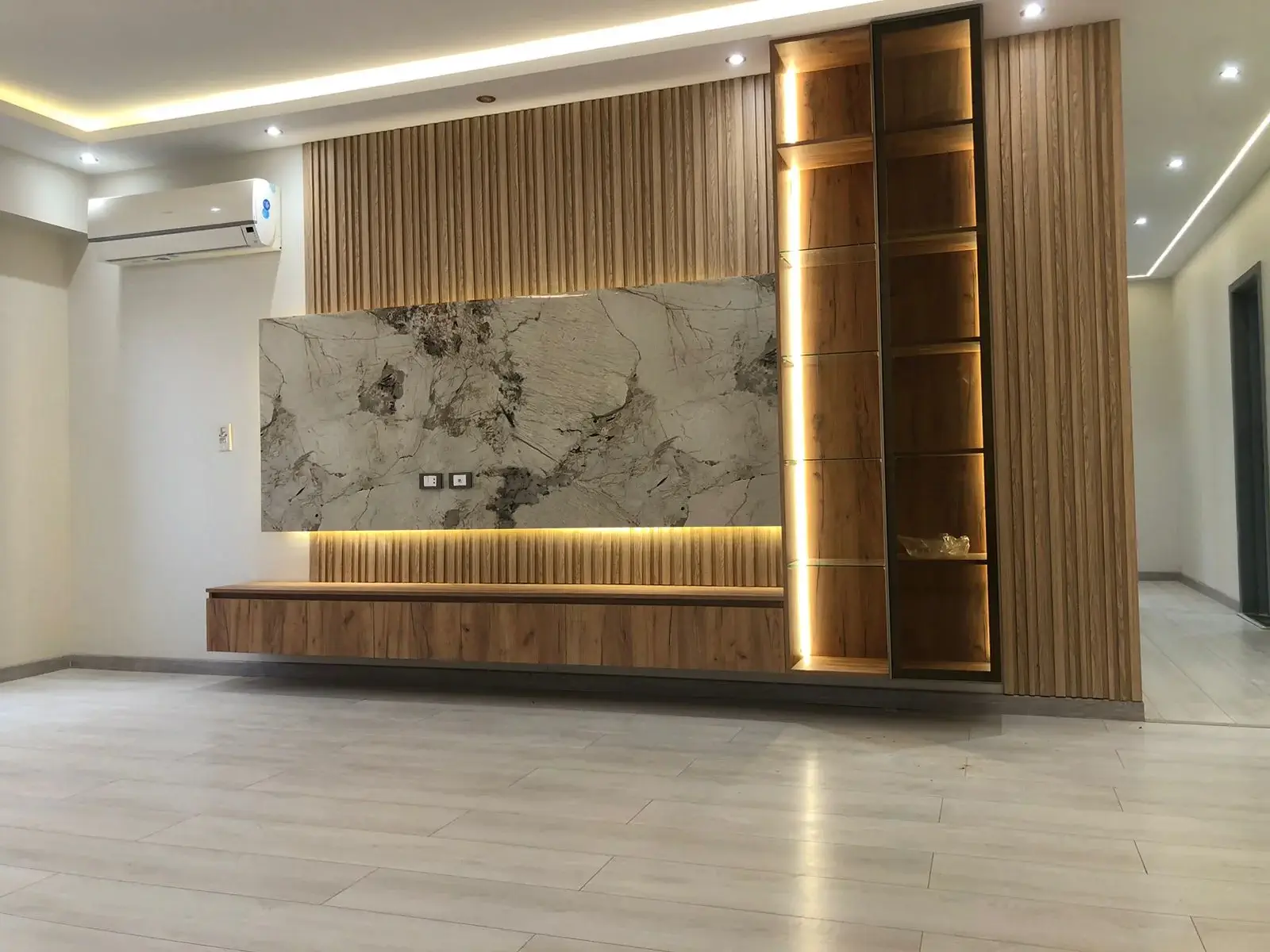 أنواع خشب تجليد الحوائط