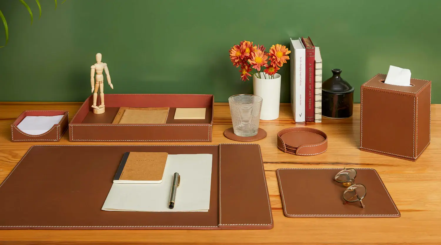 ما هي مستلزمات المكتب الإداري لبيئة عمل ناجحة؟